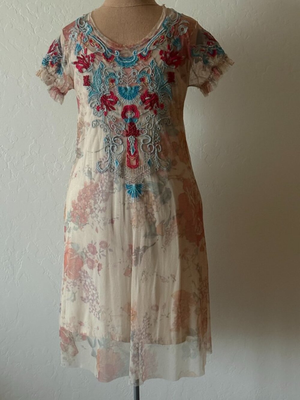 NEW Johnny Was Floral Embroidered Mess Dress. Size S. NWT.